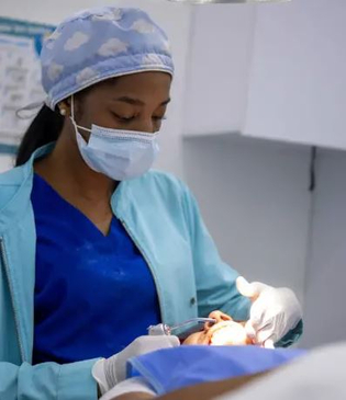 Slider image (6) Dra. Faneris Urrutia